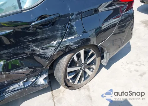 2021 Nissan Versa Sr Xtronic Cvt z USA, uszkodzony, nr VIN 3N1CN8FV6ML920422